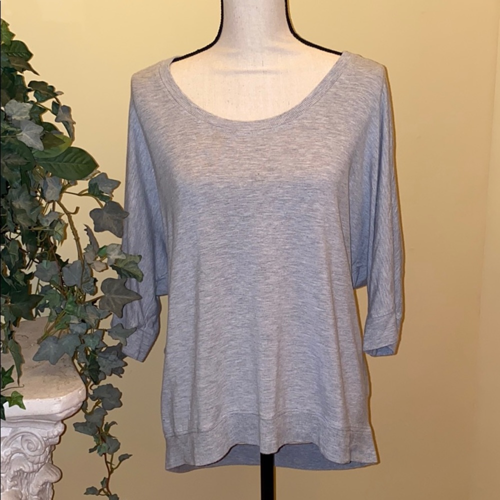 CAbi grey top